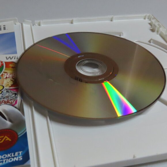 Hasbro Family Game Night 1 and 2 Bundle - Nintendo Wii - Picture 5 of 16